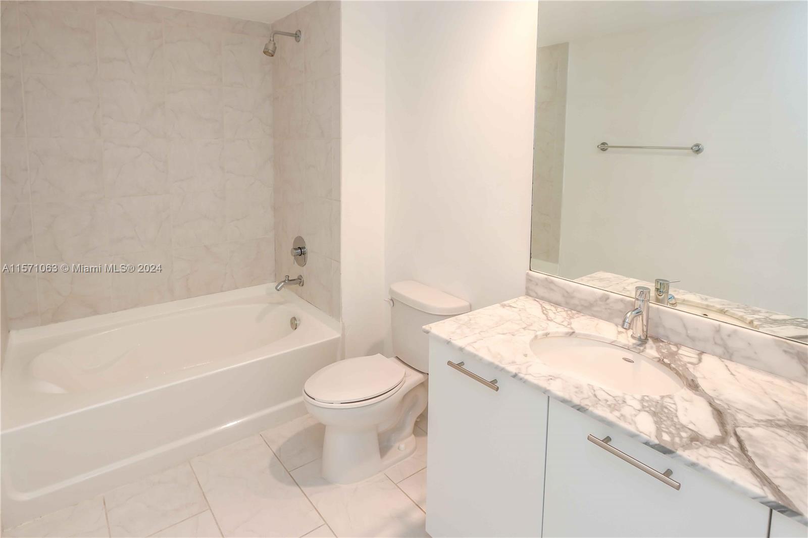 951 Brickell Ave # 3309