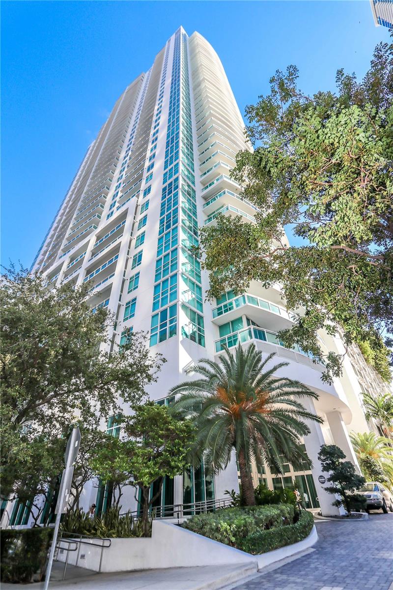 951 Brickell Ave # 3309