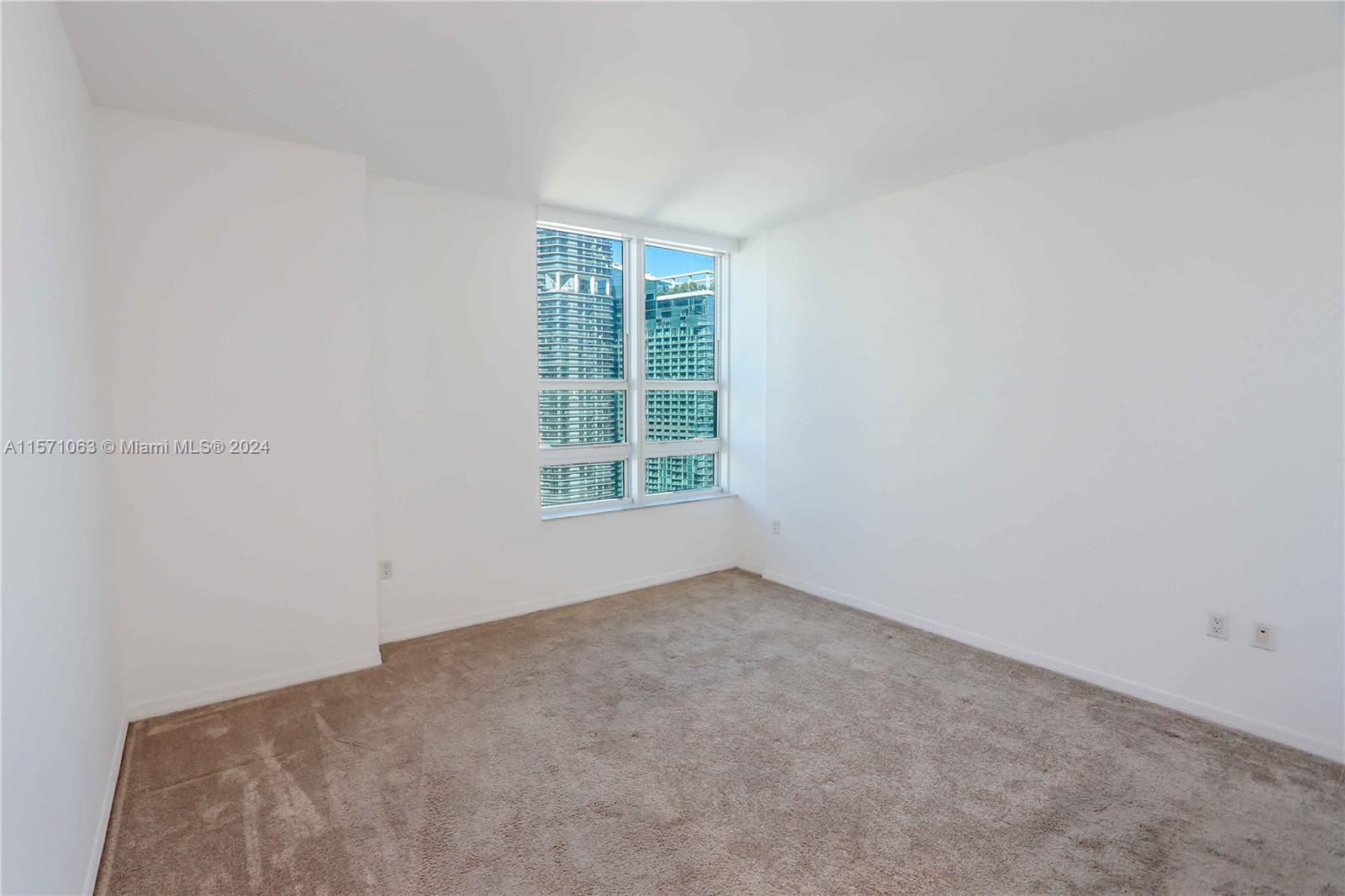 951 Brickell Ave # 3309
