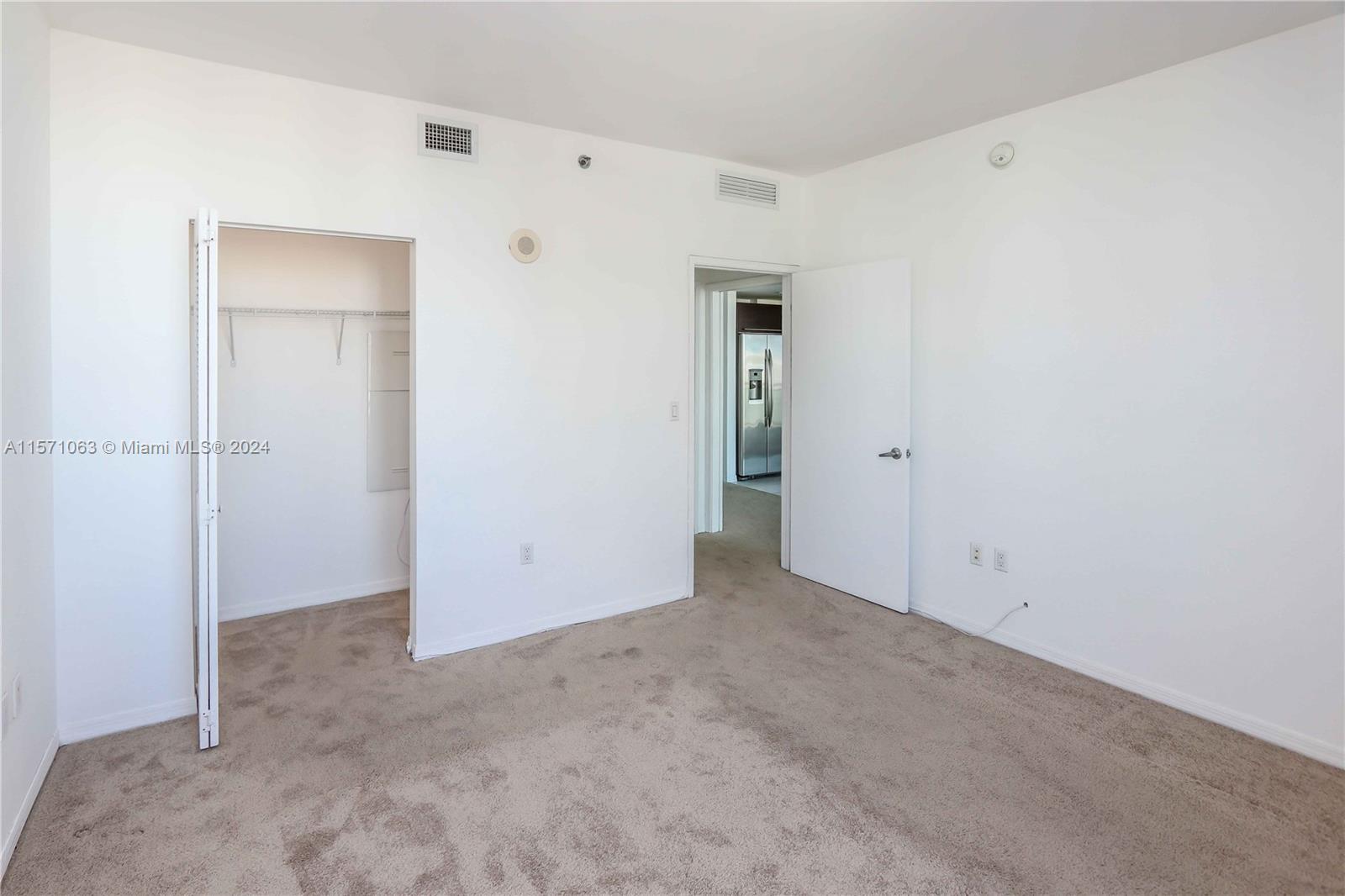 951 Brickell Ave # 3309