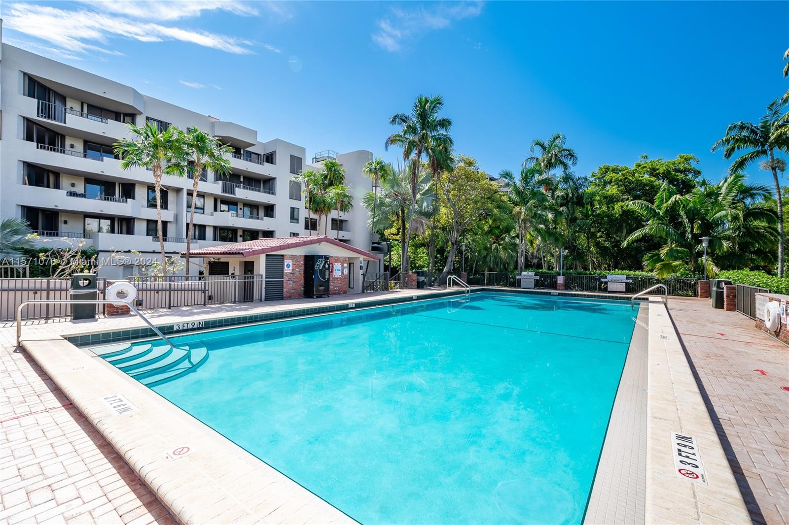 141 Crandon Blvd # 241
