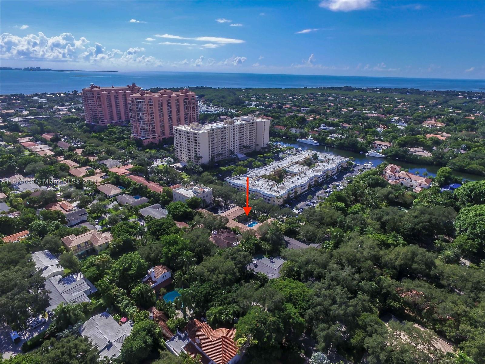 125 Edgewater Dr # 7