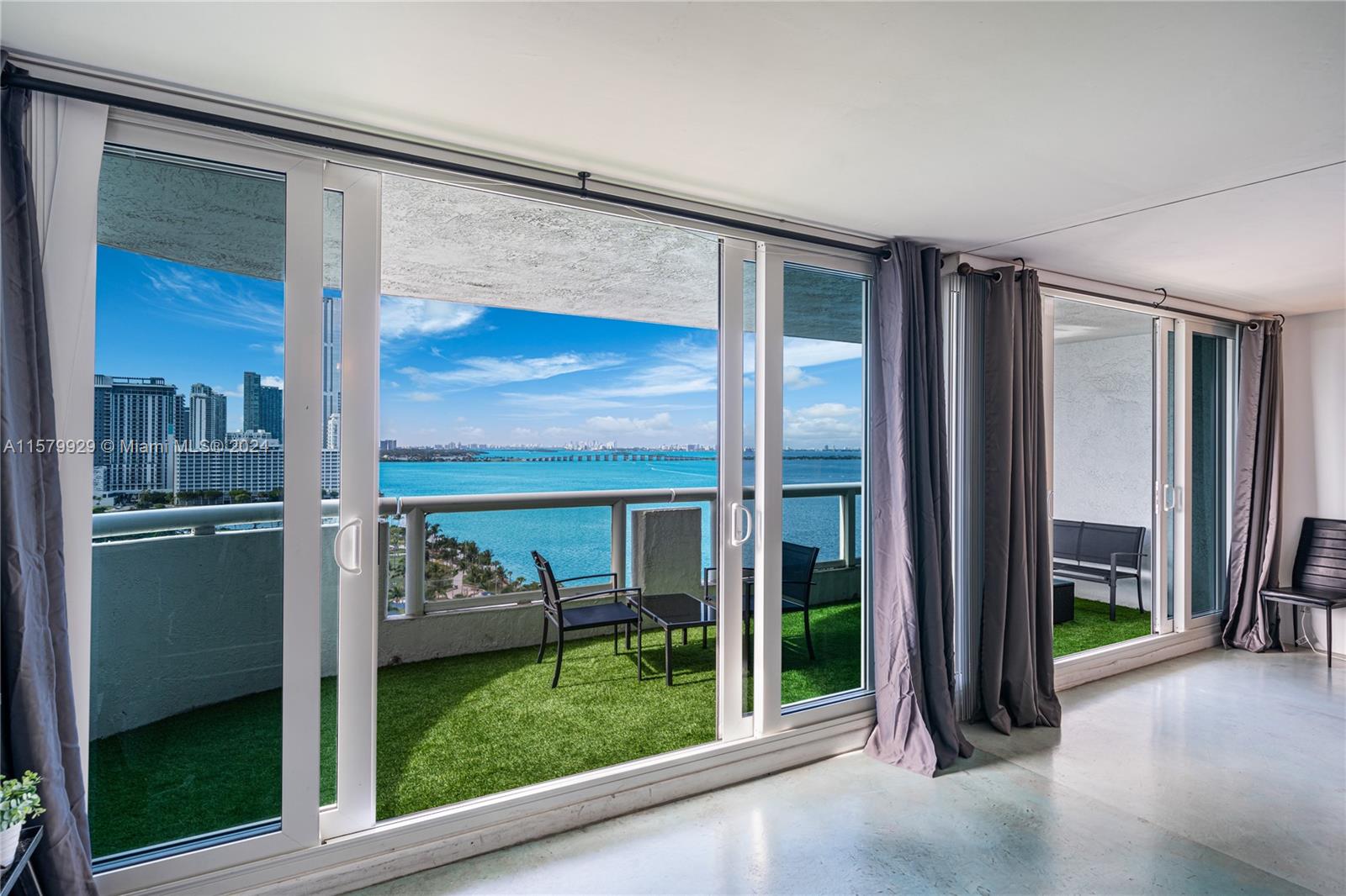 1717 N Bayshore Dr # 1937 Unit: A-1937