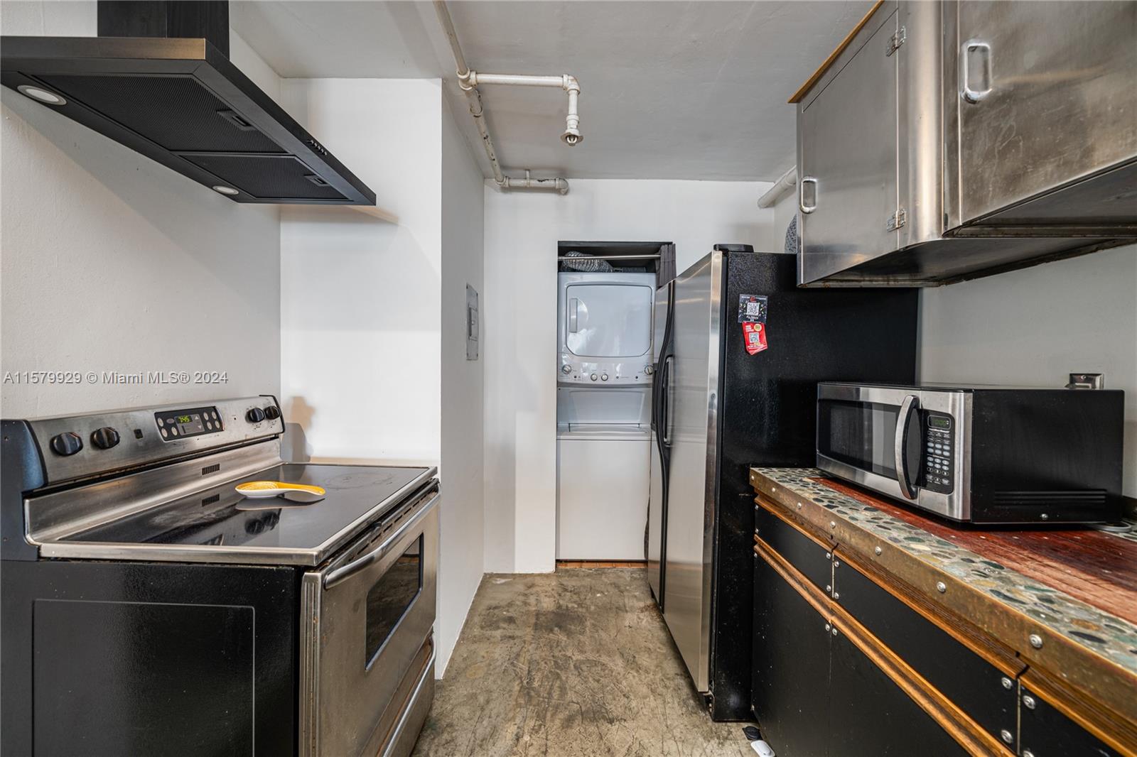 1717 N Bayshore Dr # 1937 Unit: A-1937