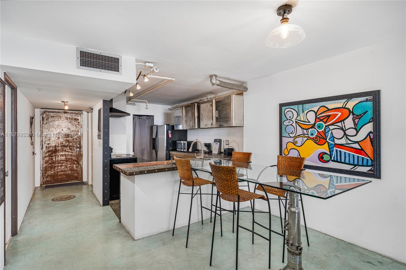 1717 N Bayshore Dr # 1937 Unit: A-1937