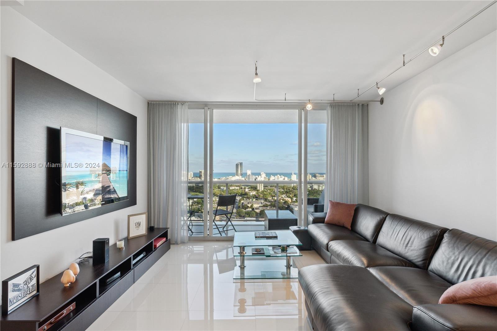 1800 Sunset Harbour Dr # 2409