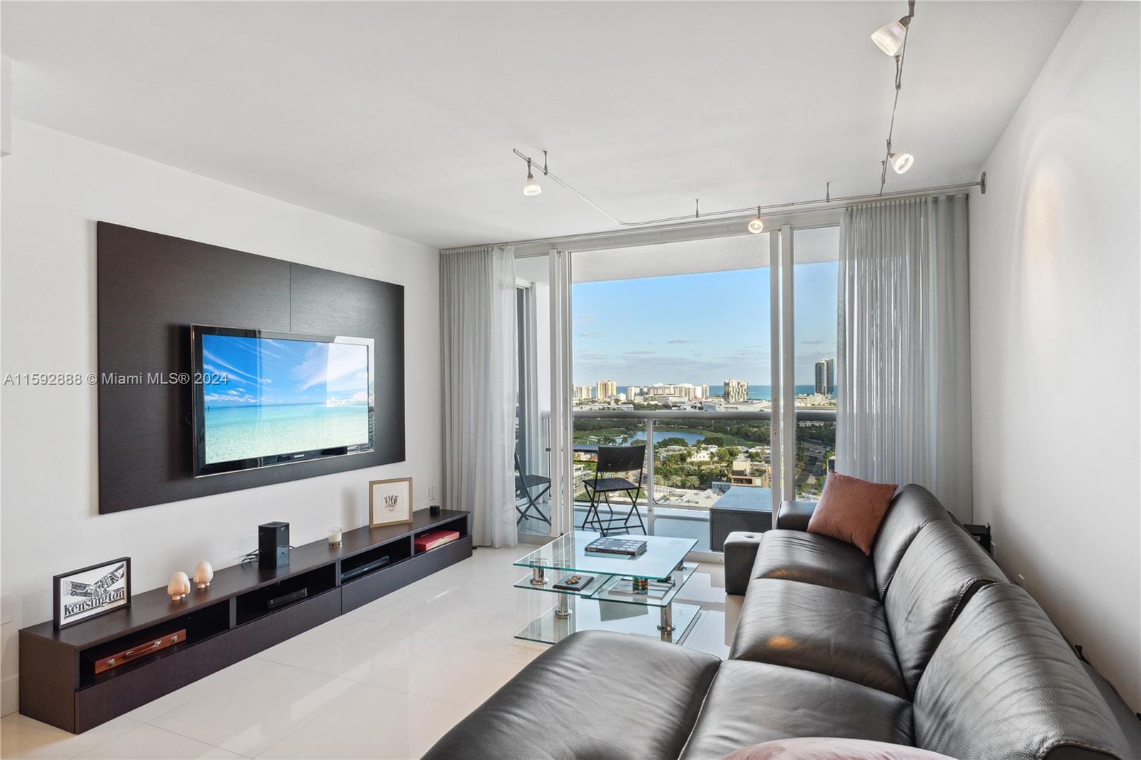 1800 Sunset Harbour Dr # 2409