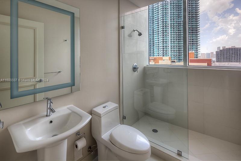 2020 N Bayshore Dr # 1710