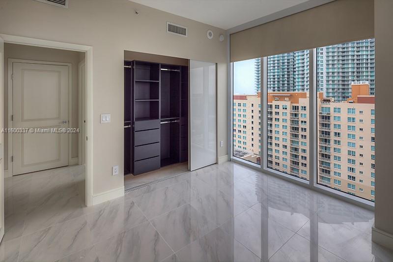 2020 N Bayshore Dr # 1710