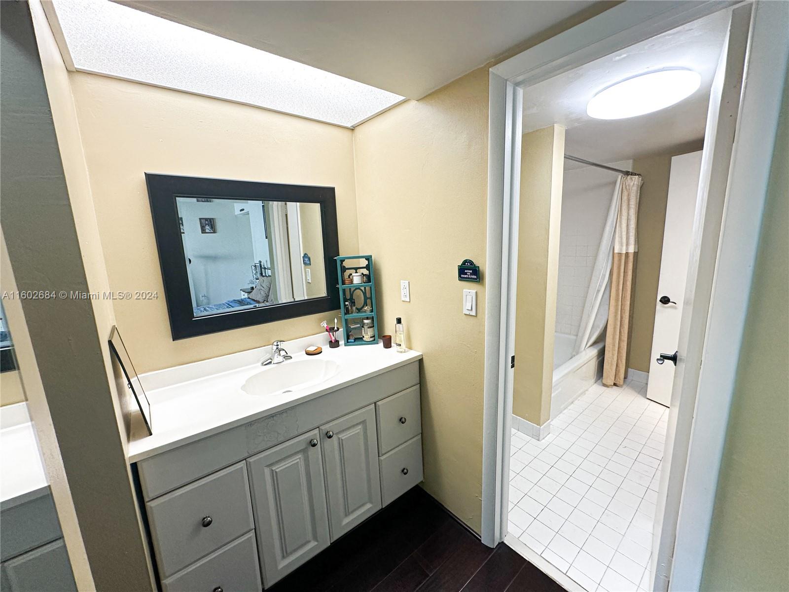 19224 NE 25th Ave # 262D