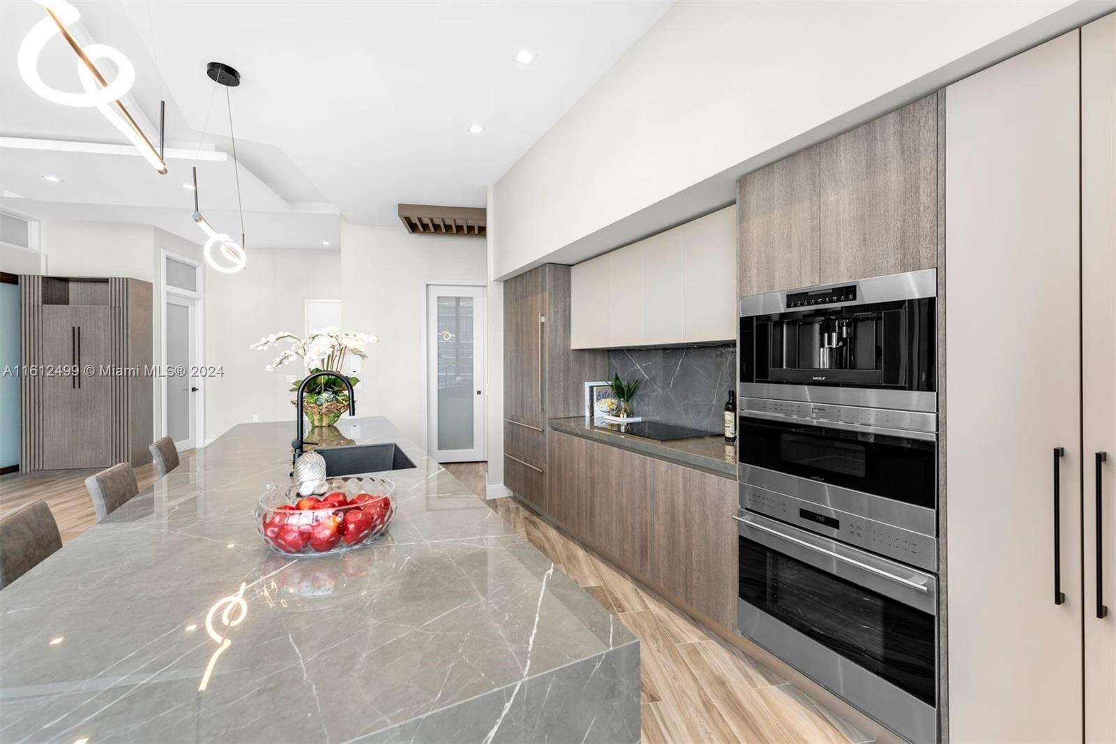 801 S Miami Ave Unit: LPH 5602