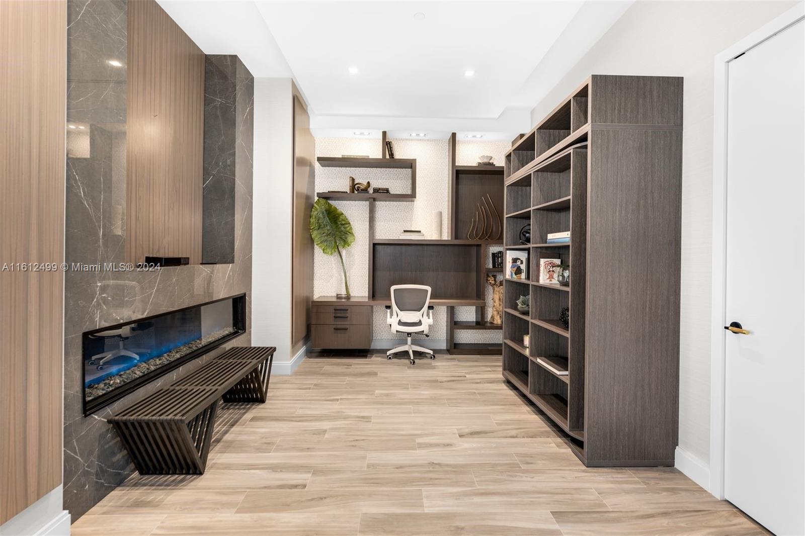 801 S Miami Ave Unit: LPH 5602