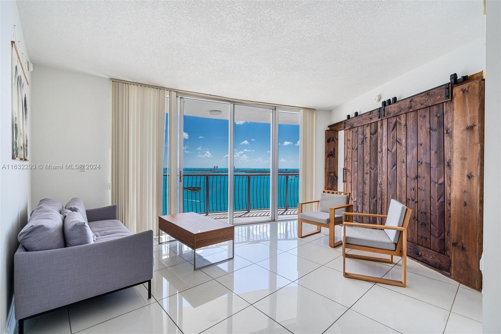 1750 N Bayshore Dr # 42