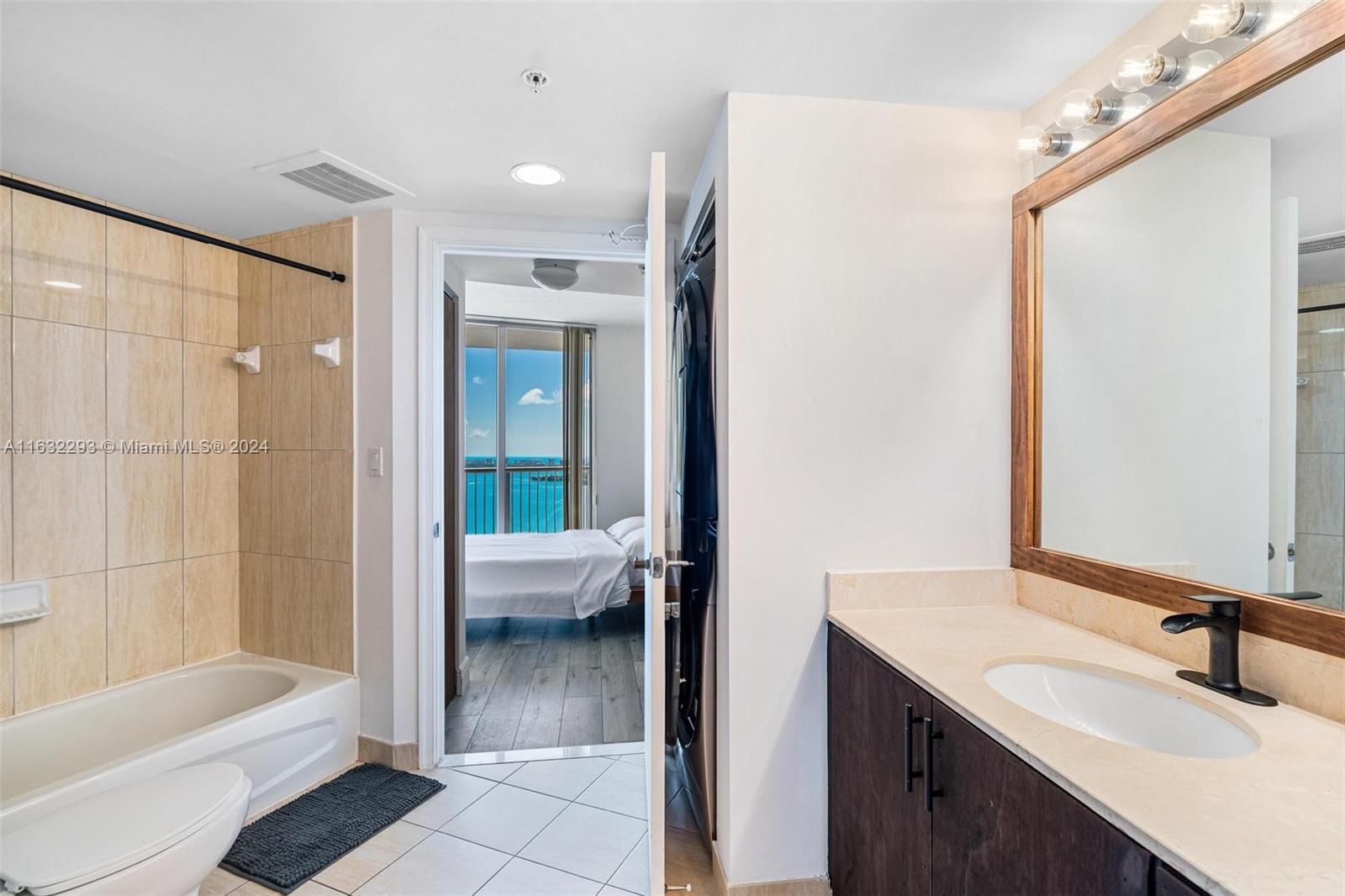 1750 N Bayshore Dr # 42