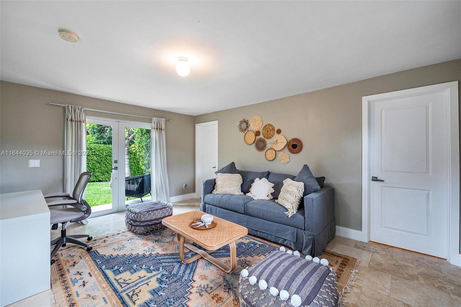 3142 SW 65th Ave