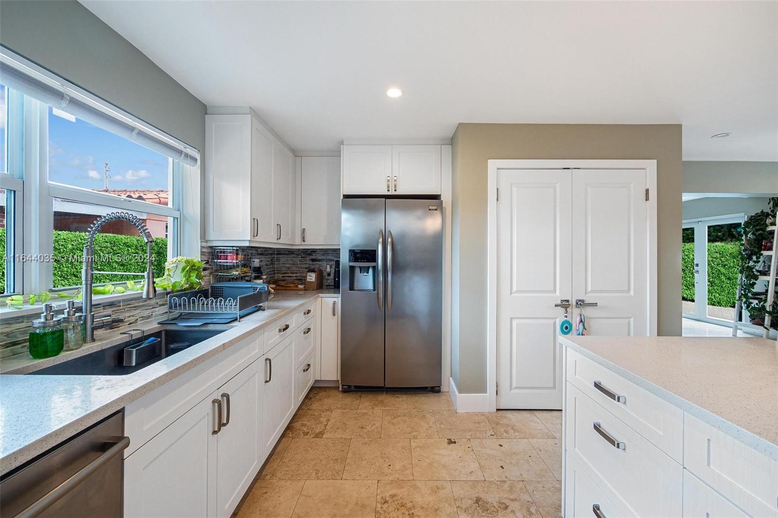 3142 SW 65th Ave