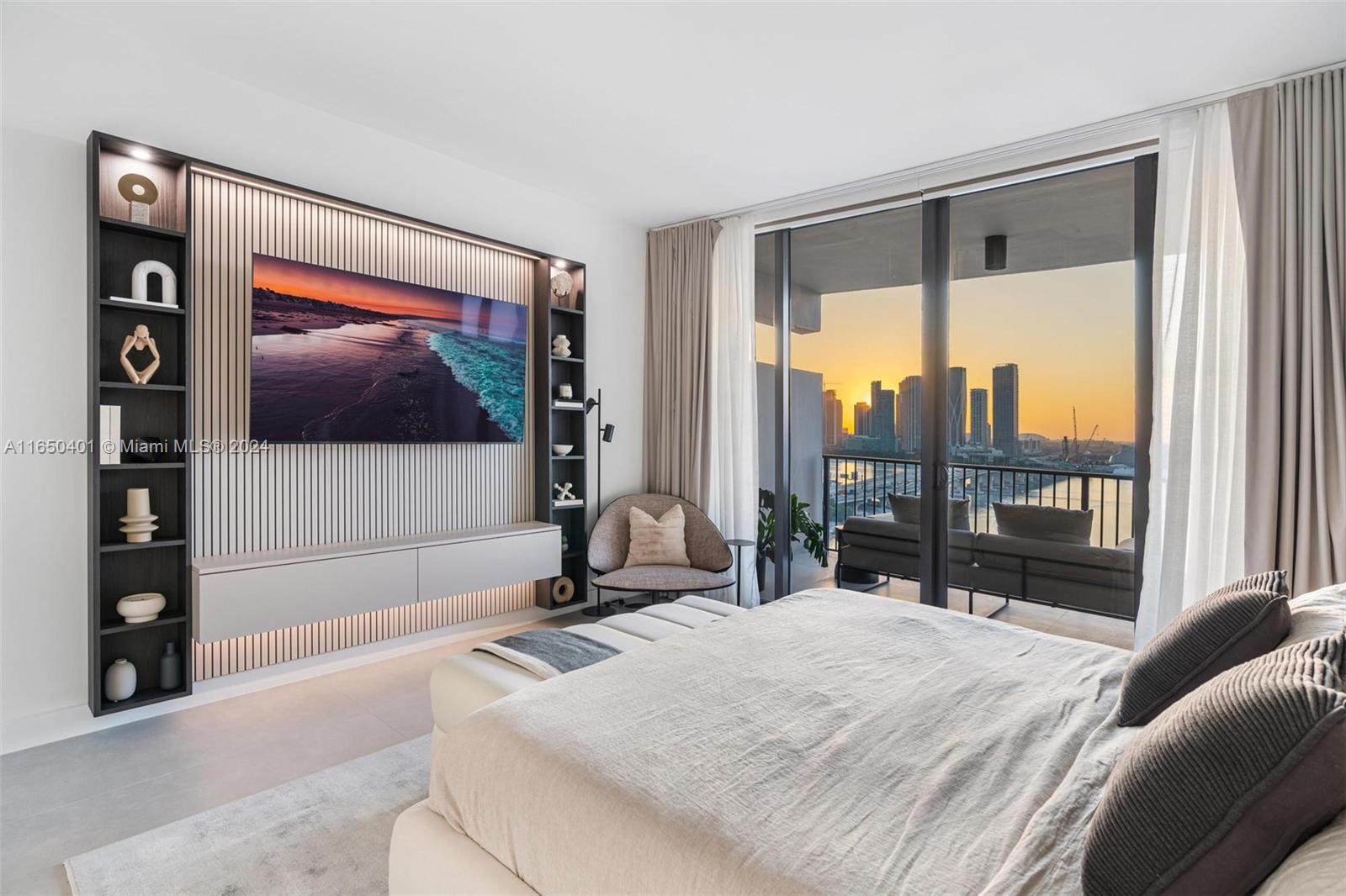 1000 Venetian Way # 1706
