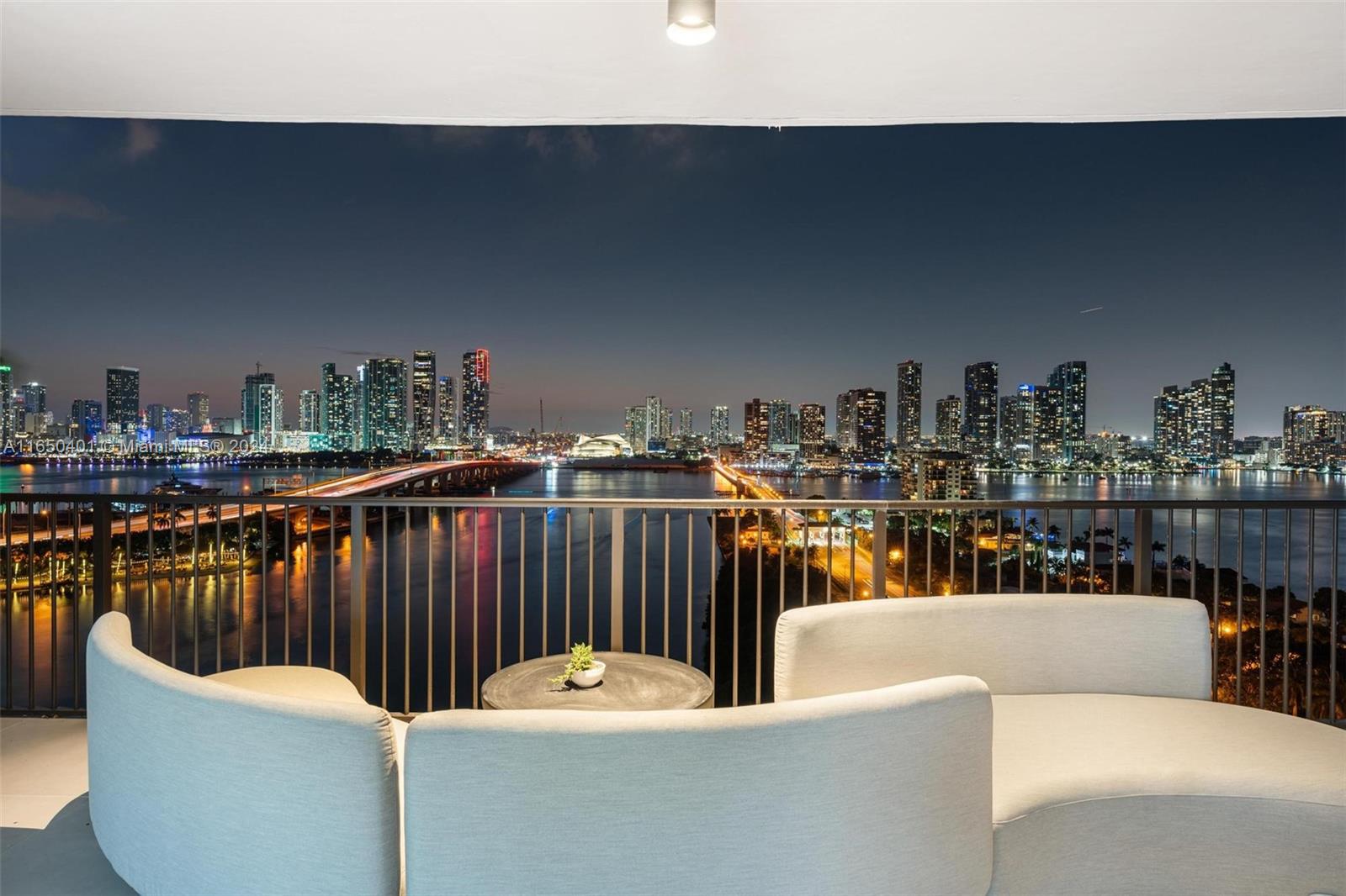 1000 Venetian Way # 1706