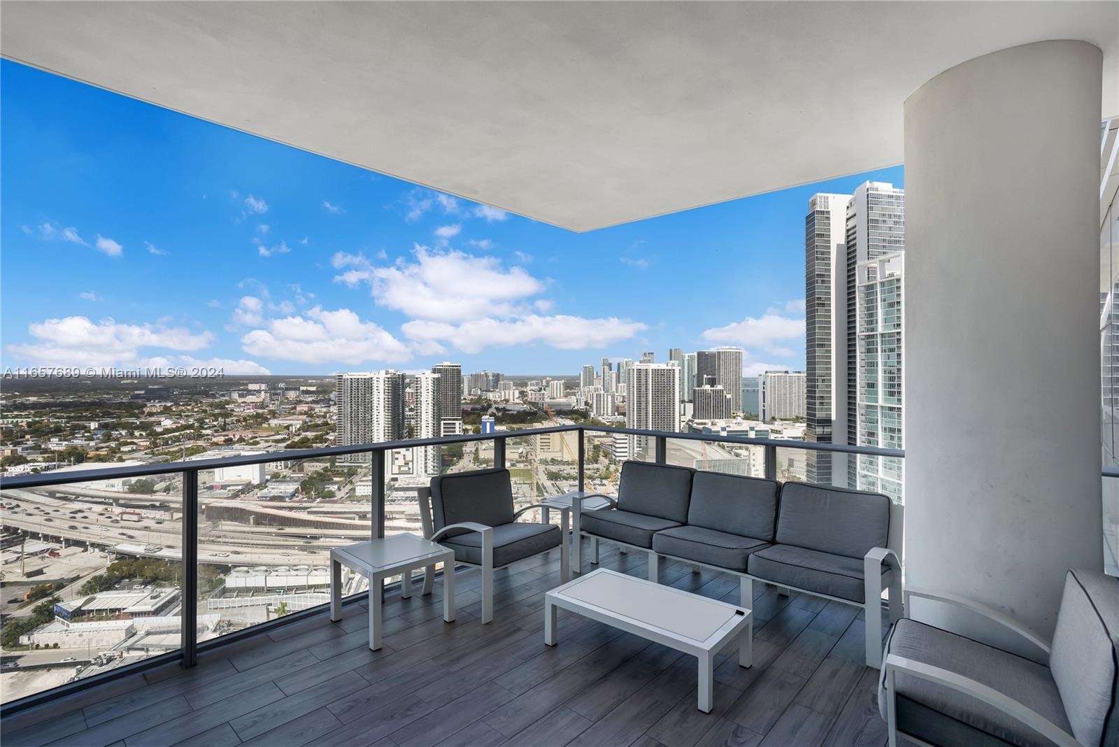 851 NE 1st Ave # 3200