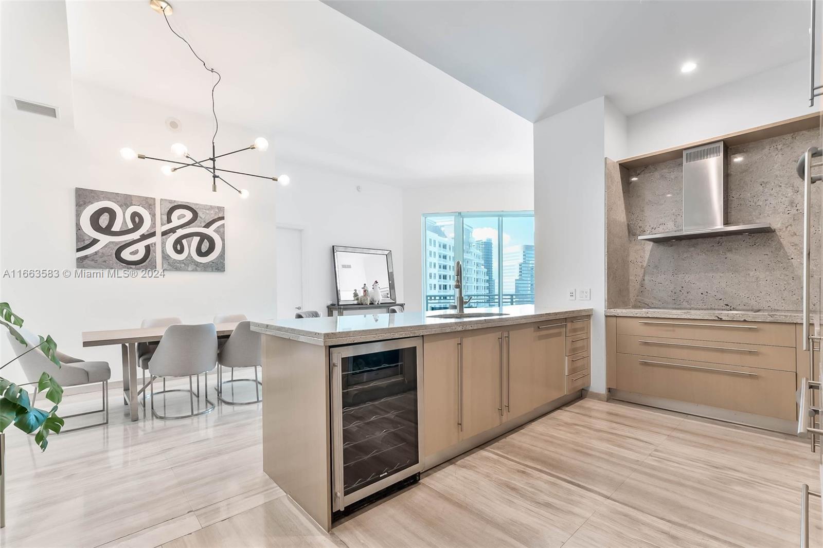 900 Brickell Key Blvd # 2305