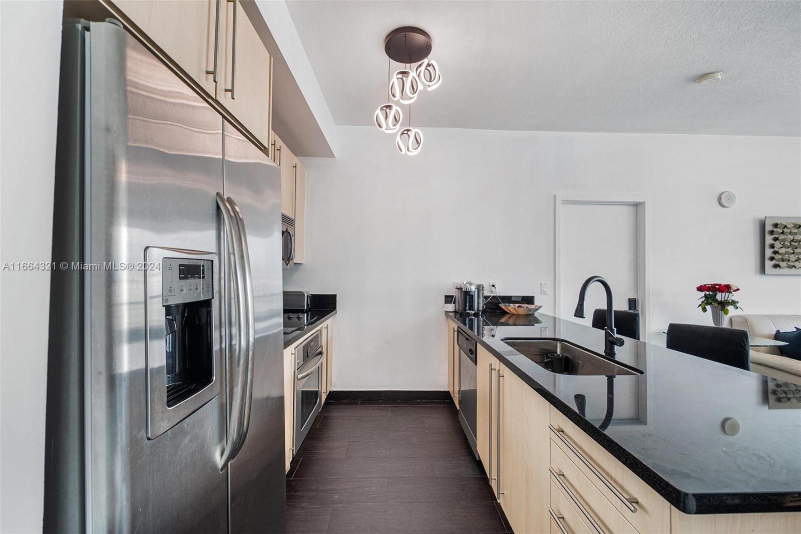 1111 SW 1st Ave Unit: 3722-N