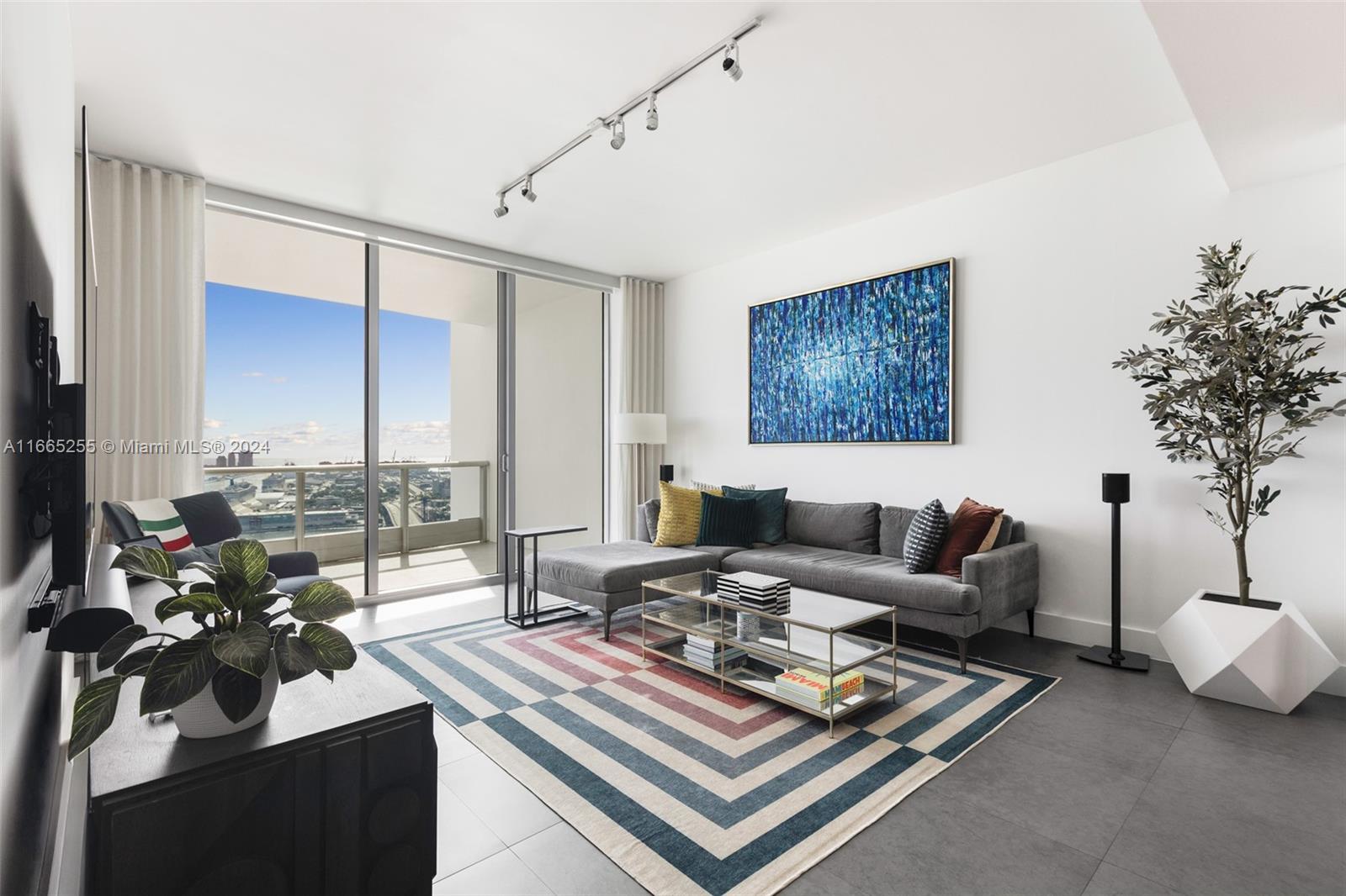 900 Biscayne Blvd # 3609