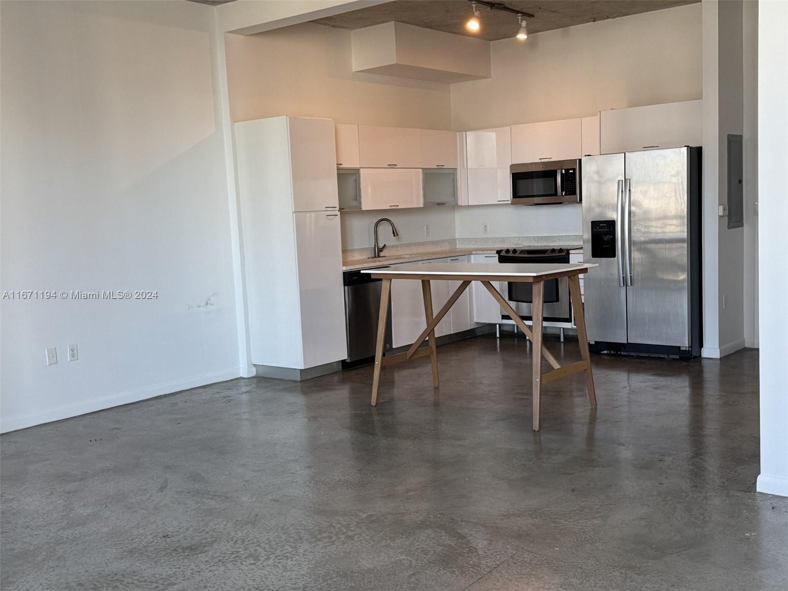 234 NE 3rd St # 1503