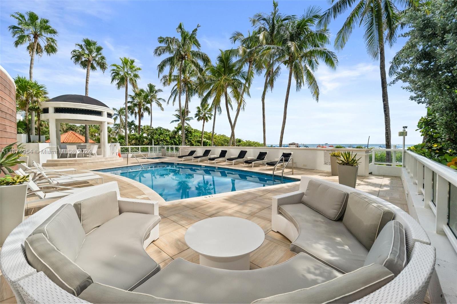 4201 Collins Ave # 2301