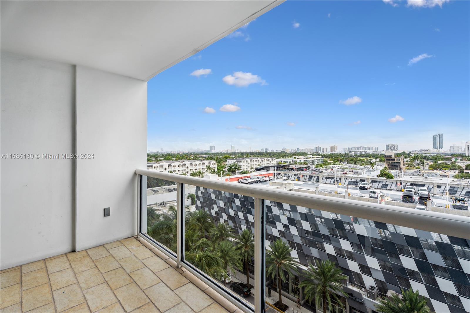 1800 Sunset Harbour Dr # 1007