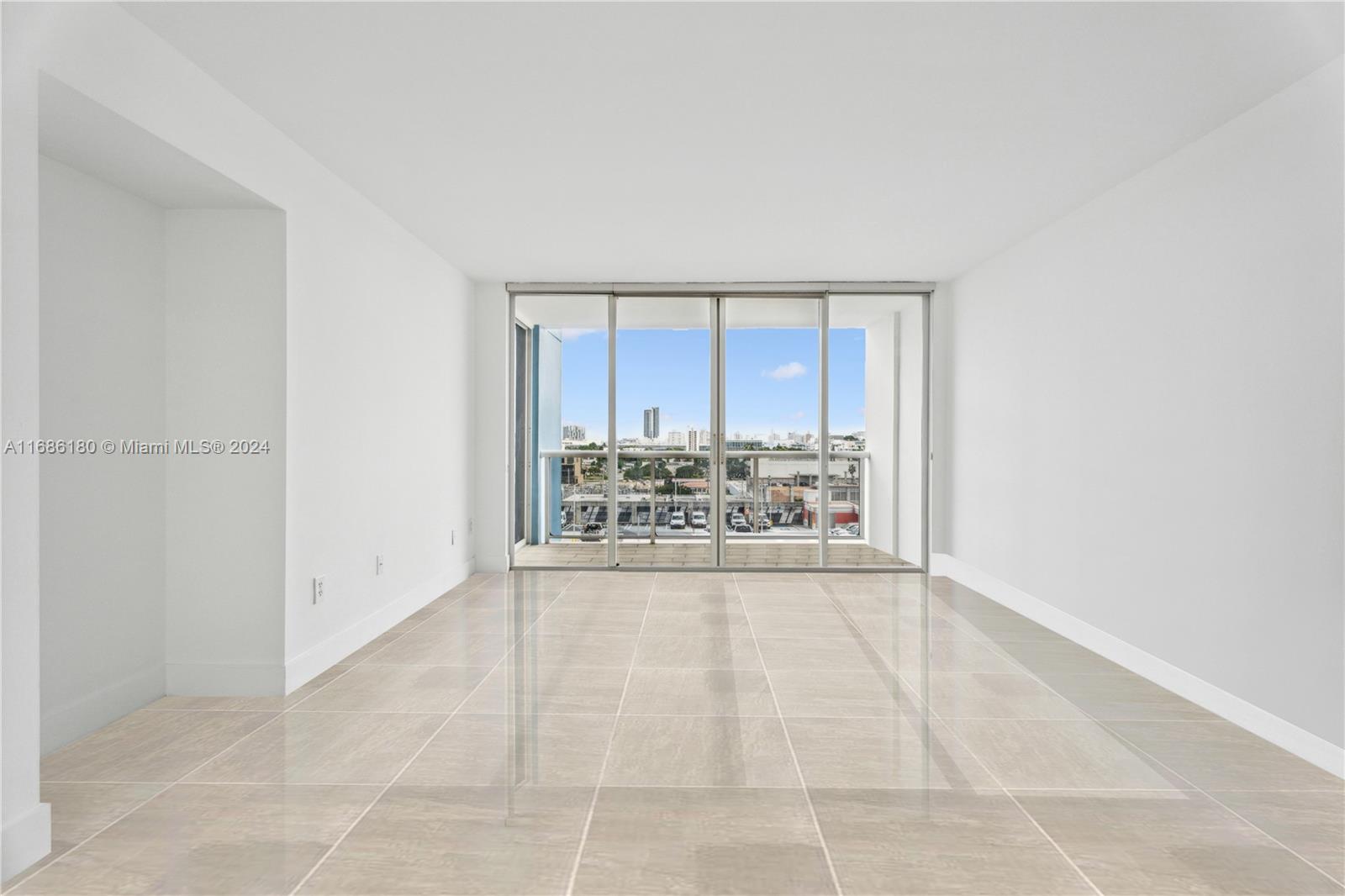 1800 Sunset Harbour Dr # 1007