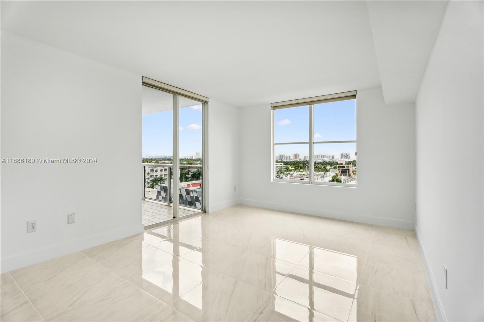 1800 Sunset Harbour Dr # 1007