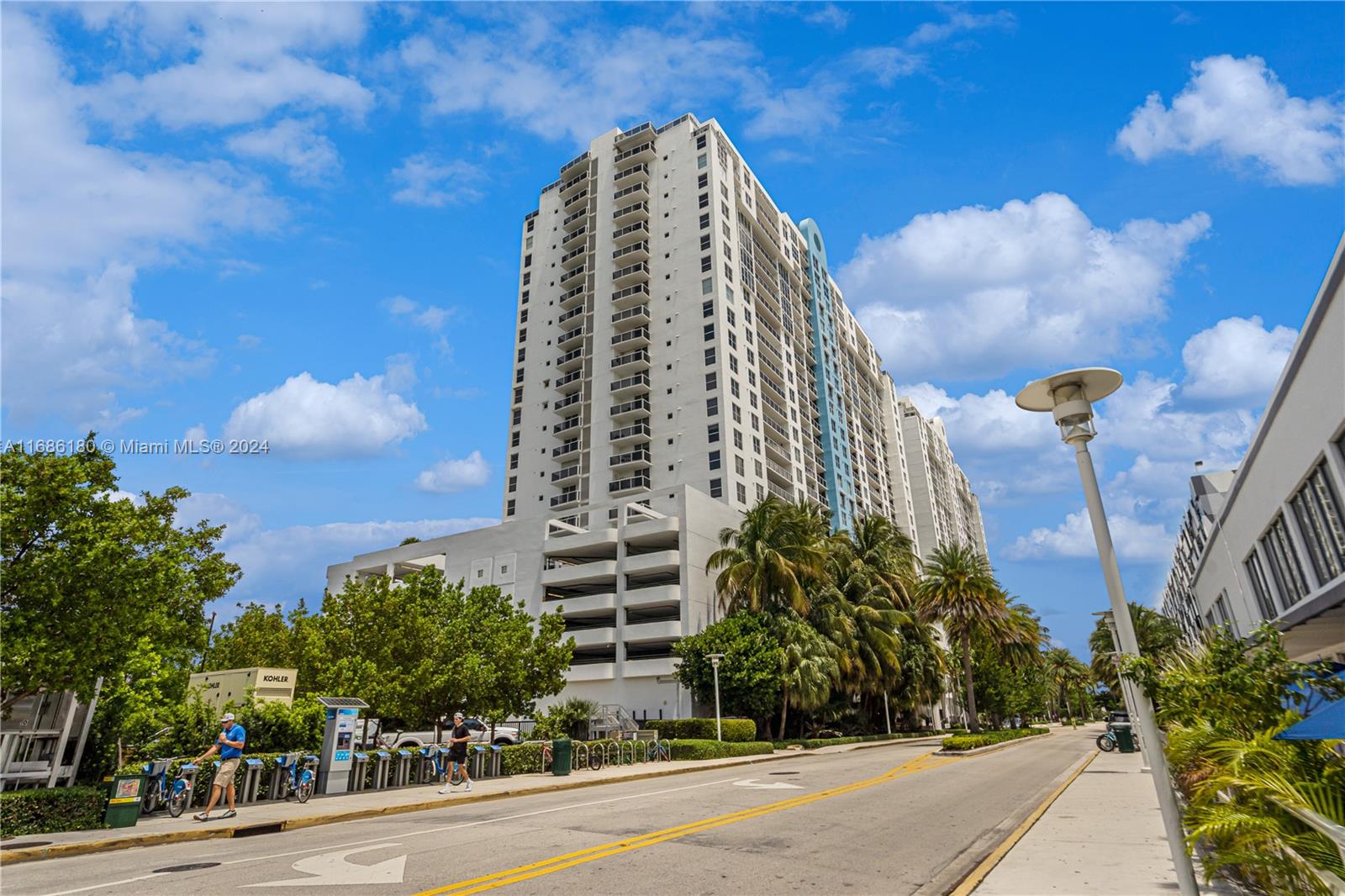 1800 Sunset Harbour Dr # 1007