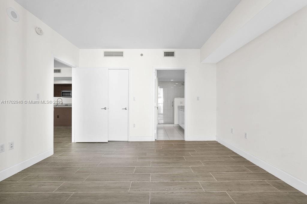 55 SE 6th St # 3703