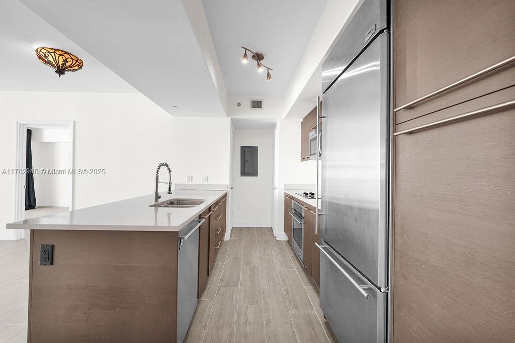 55 SE 6th St # 3703