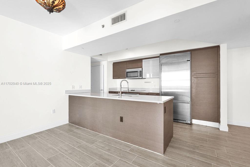 55 SE 6th St # 3703