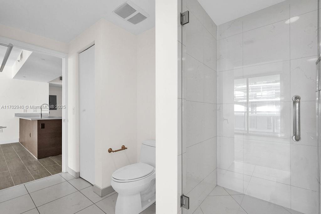 55 SE 6th St # 3703