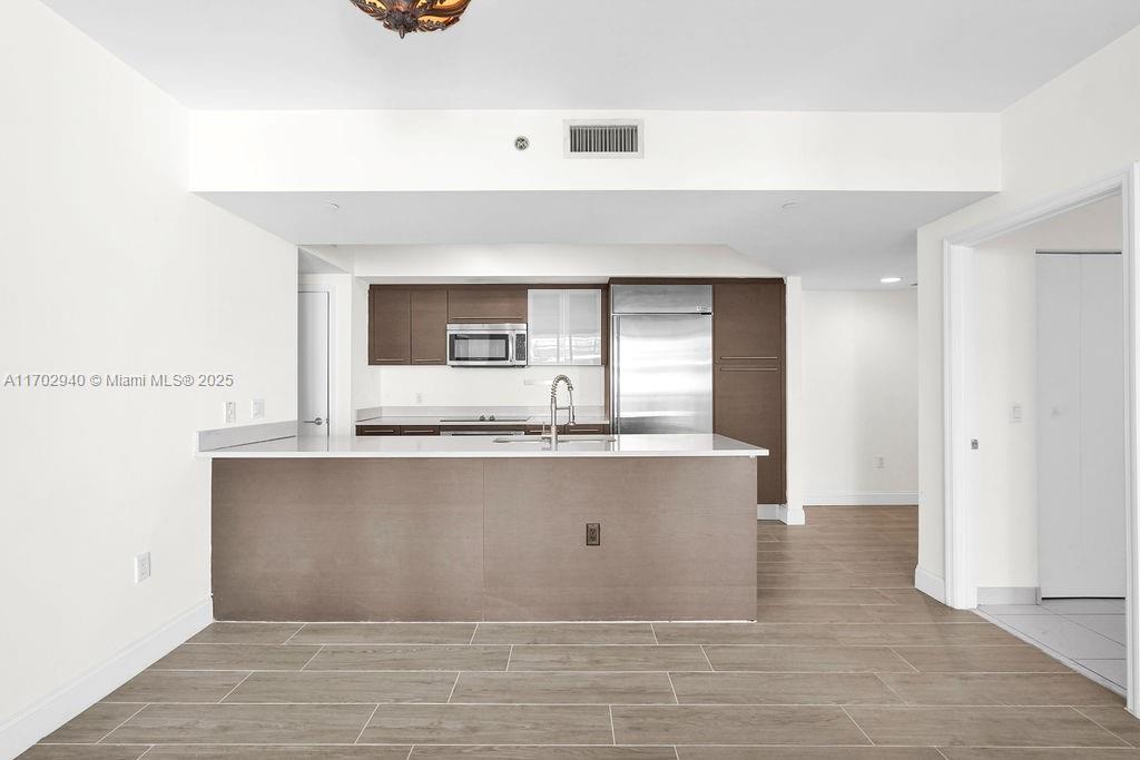 55 SE 6th St # 3703