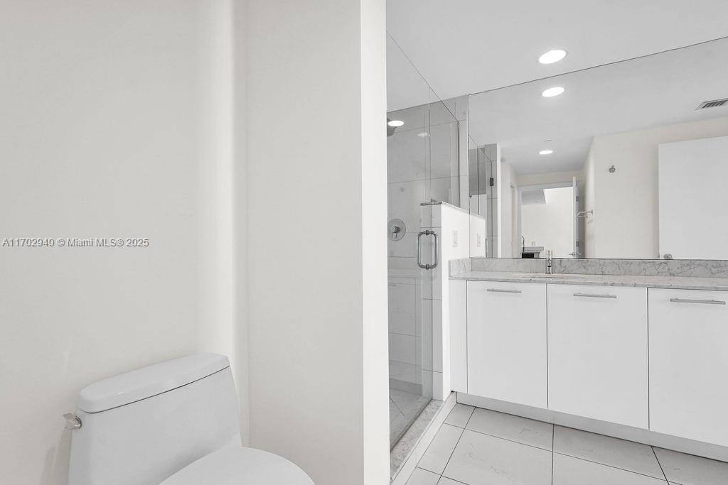 55 SE 6th St # 3703