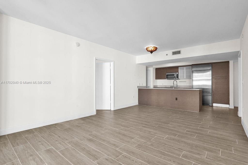 55 SE 6th St # 3703