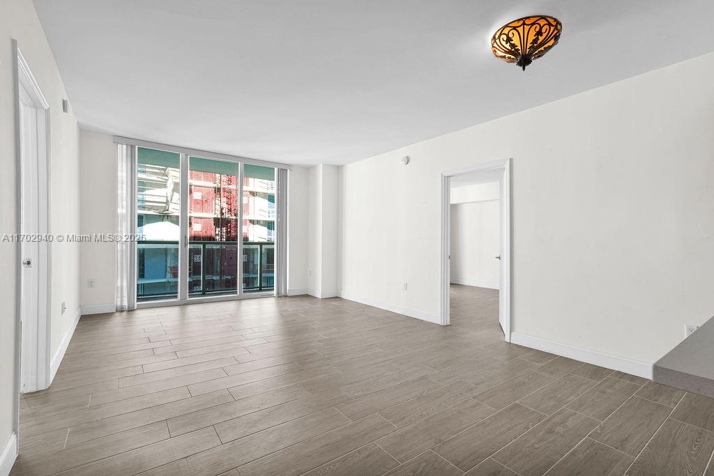 55 SE 6th St # 3703