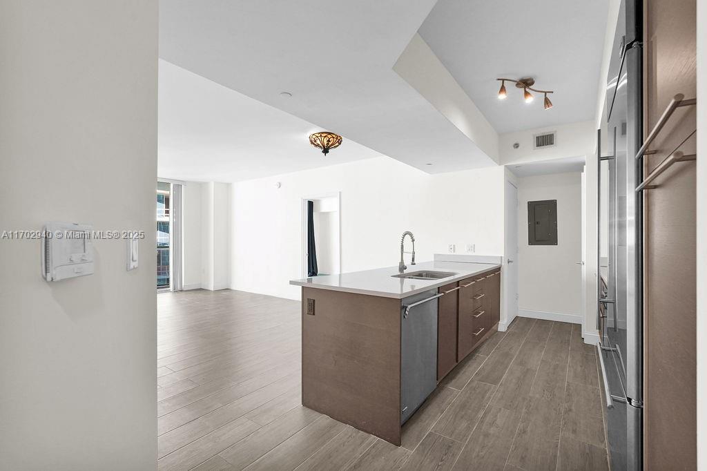 55 SE 6th St # 3703
