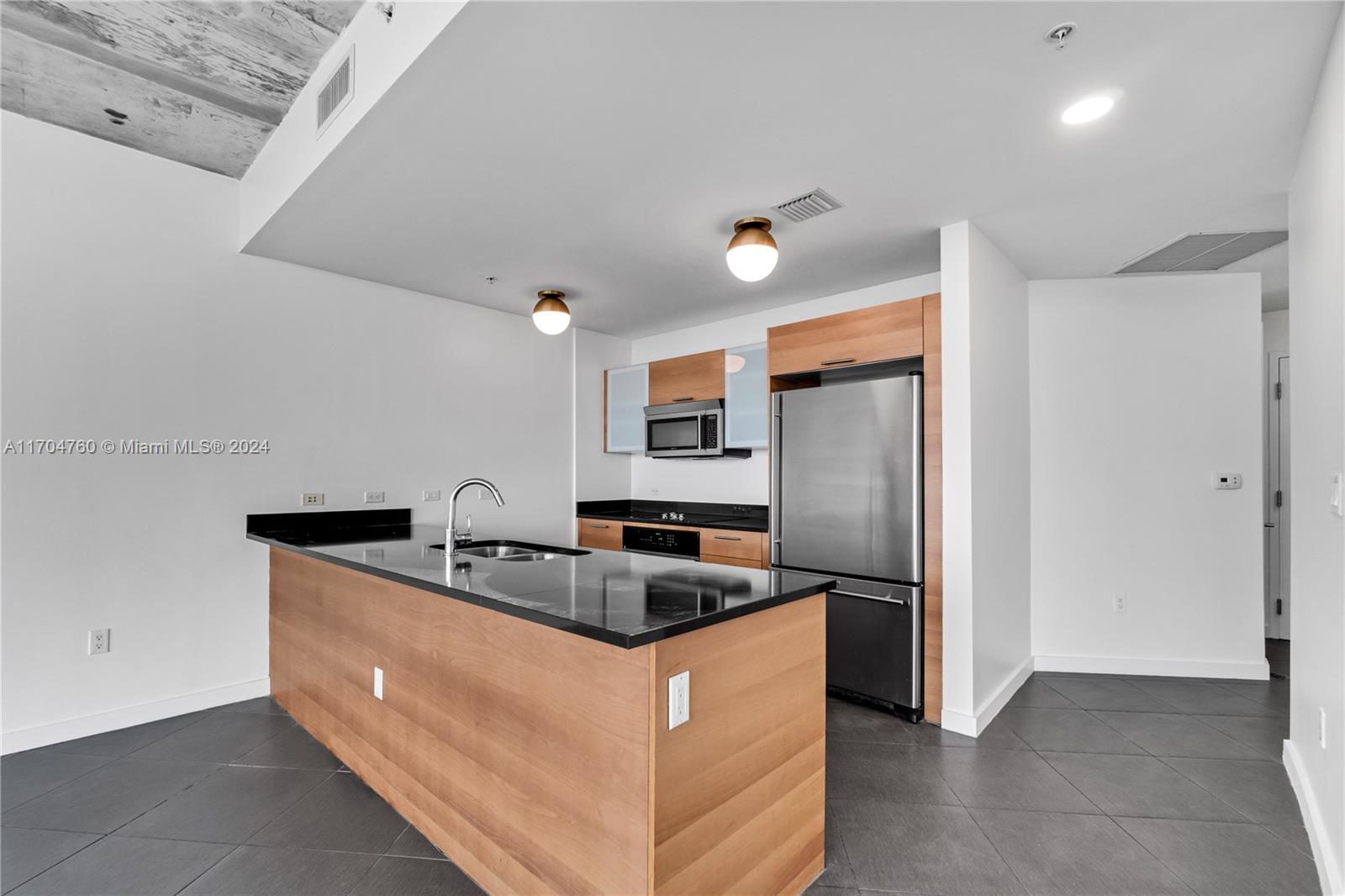 3301 NE 1st Ave # H0807