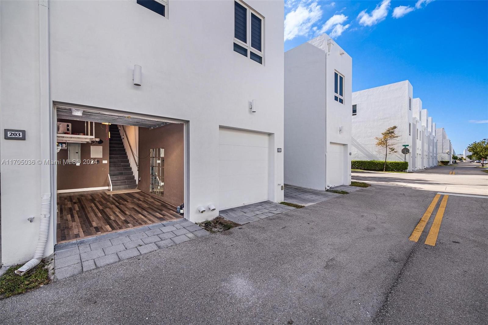 10225 NW 63rd Ter # 203