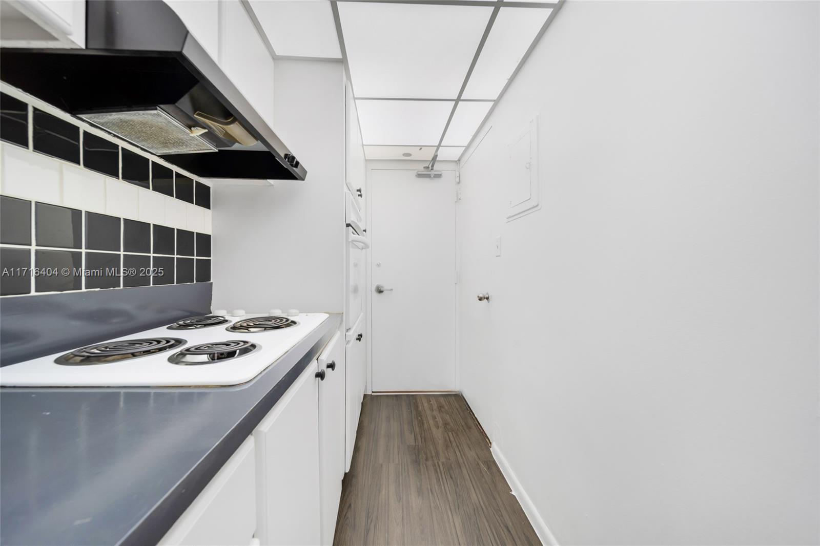 1200 West Ave # 327