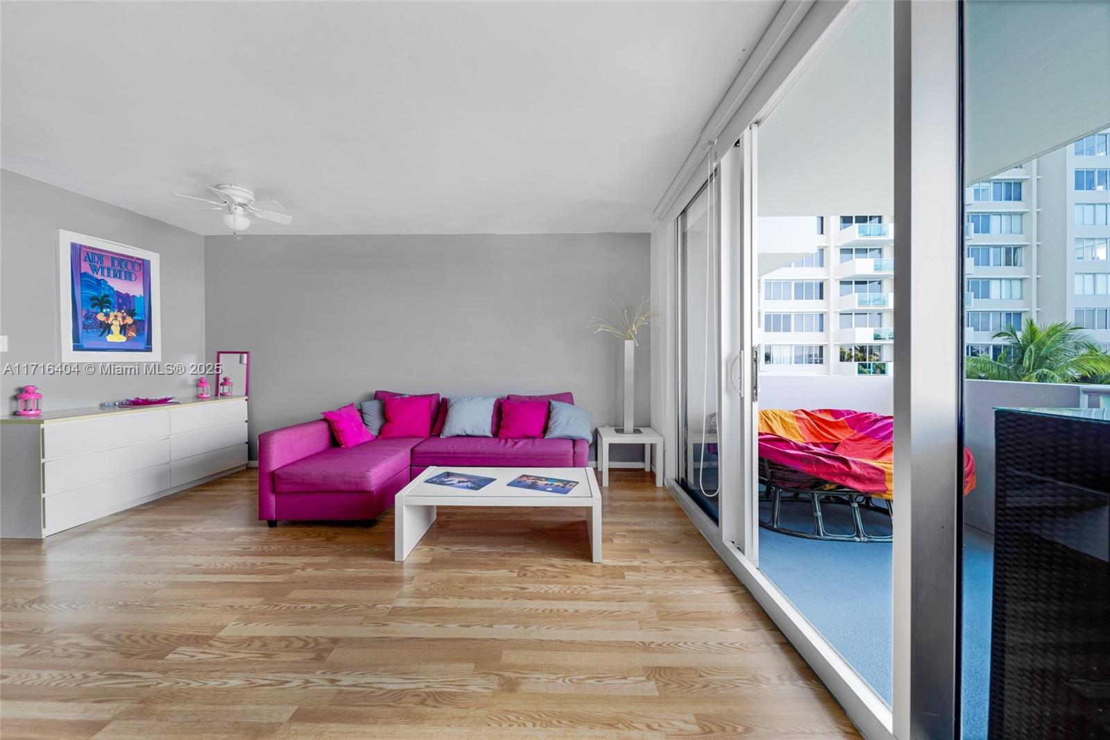 1200 West Ave # 327