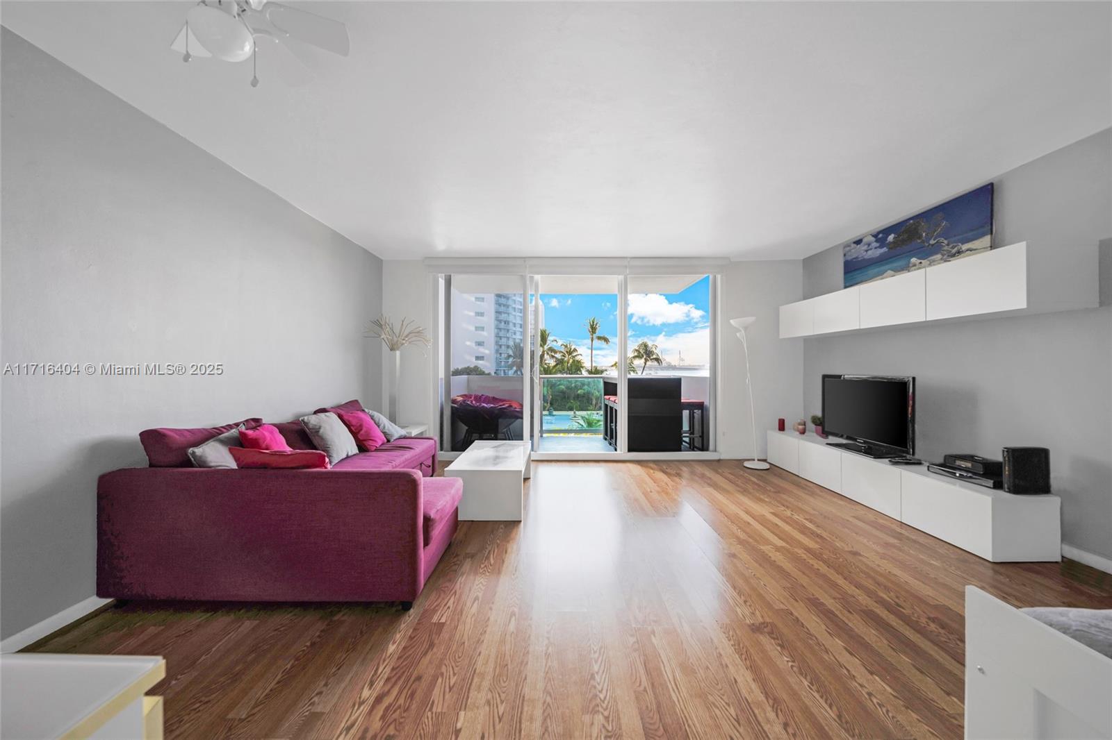 1200 West Ave # 327