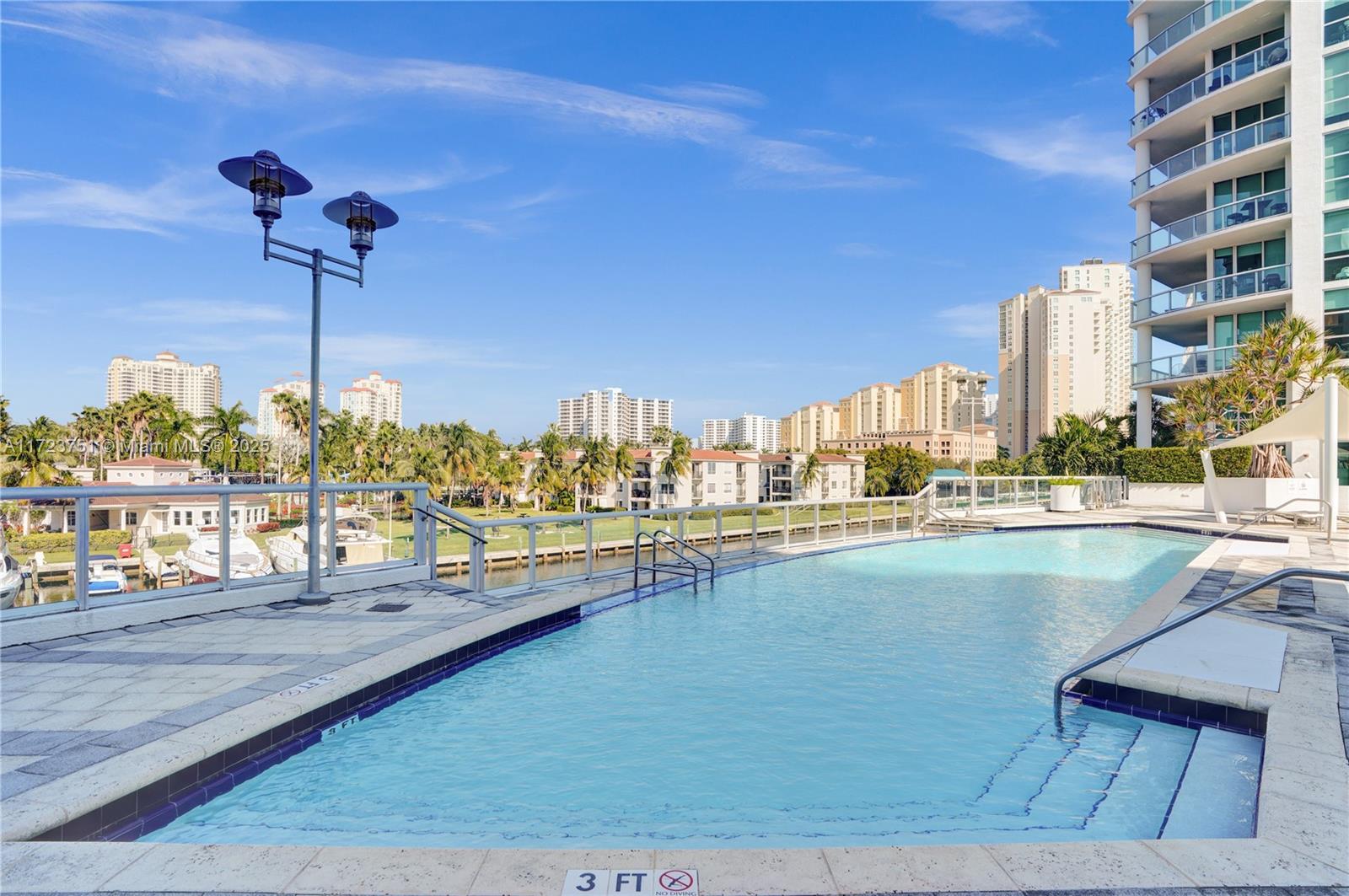 3131 NE 188th St # 803 Unit: 2-803