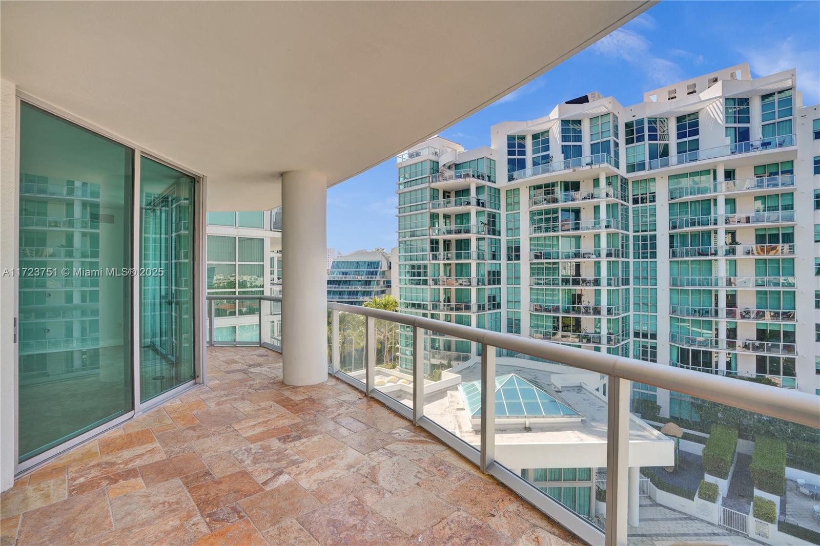 3131 NE 188th St # 803 Unit: 2-803