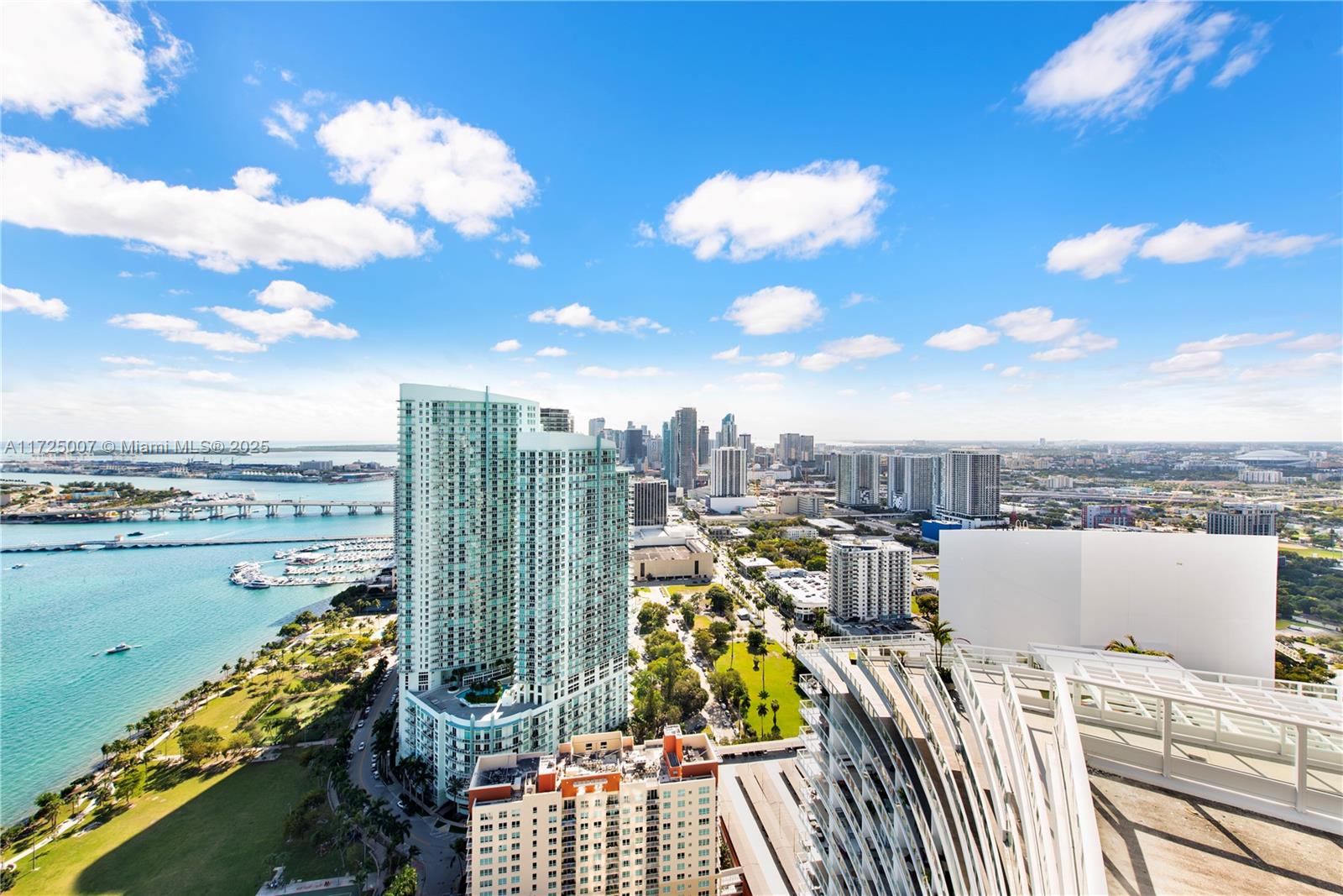 2020 N Bayshore Dr # 4502