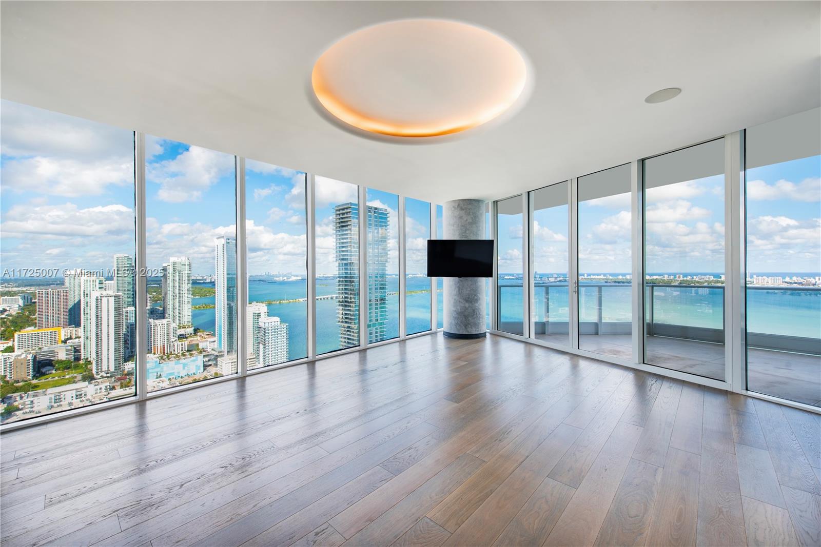 2020 N Bayshore Dr # 4502